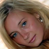 Cindy Gillard's Instagram, Twitter & Facebook