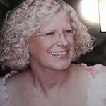 Deena Welsh's Instagram, Twitter & Facebook