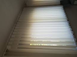 Stor perde de sektör lideri olan tokgöz perde, yılların tecrübesini store perde™ markası altında buluşturarak stor stor perde i̇le evinizin havasını değiştirmeye hazır mısınız? Dikey Tul Perde Evine Yaptiran Var Mi Nasik Kullanisli Oluyor Mu Aile