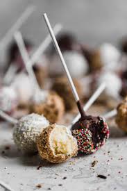 Super easy and pretty quick too! Cake Pops Brown Eyed Baker