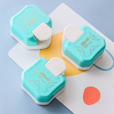 I love their holly wreath pattern for embroidered christmas cards, and i think their different bead patterns for greeting cards are very pretty for any occasion. Lovely Paper Cutting Machine Handmade Card Craft Paper Punch For Scrapbooking Diy Tool Heart Pattern Buy At The Price Of 1 60 In Aliexpress Com Imall Com