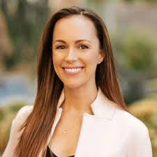 Kendall Totten's Instagram, Twitter & Facebook