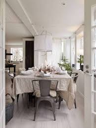 Noel En Blanc Dans La Maison De Famille Planete Deco A Homes World Maison De Famille Maison Decoration Maison