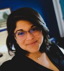 Tanya Dodge's Instagram, Twitter & Facebook