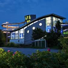 Das Lagunen Erlebnisbad In Willingen Ist Ein Hohepunkt Des Grossen Angebots An Freizeitbeschaftigungen Im Upland Erlebnisbad Urlaub In Hessen Wellnessurlaub