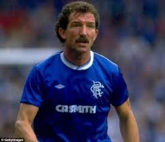 During his year in istanbul, he exclusive podcast interview with graeme souness as he talks liverpool, rangers and sampdoria. Steven Gerrard Leans On Graeme Souness For Rangers Advice Daily Mail Online