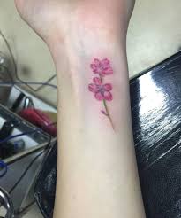 Apparently, there are numerous combinations of various flowers and their colors, but we'll get over the main ones. 66 Eye Catching Wrist Tattoos For Women