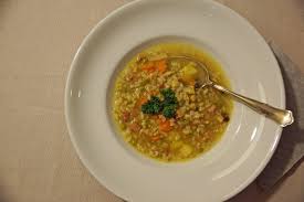 Eine Gerstensuppe Auch Gerstlsuppe Schmeckt Nicht Nur Vorzuglich Sie Ist Auch Gesund Rezept Und Kochanleitung Mit In 2020 Gerstensuppe Rezept Gerstensuppe Rezepte