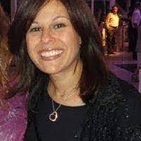 Shari Adler's Instagram, Twitter & Facebook