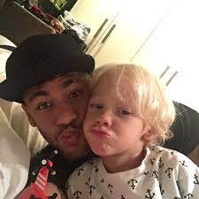 I love football www.youtube.com/neymarjr www.instagram.com/neymarjr www.twitter.com/neymarjr. Pin Von Roxane Noble Auf Neymar Neymar Neymar Jr Neymar Fussball