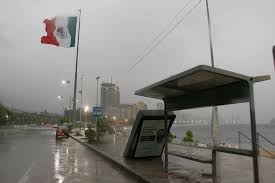 La tormenta tropical dolores produce lluvias fuertes novio la golpea y la obliga a cavar su propia tumba en los reyes la paz le disparan más de 15 veces en lomas de san sebastián, los reyes la paz rescata pc de atizapán el cuerpo sin vida de un joven que presuntamente cayó a un canal roba auto en ecatepec, huye, pero es alcanzado y detenido Essuvv0kunx4im