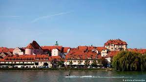 In 17 (77.27%) matches played away was total goals (team and opponent) over 1.5 goals. Slovenia S Maribor Mobilizes Residents For European Year Of Culture Culture Arts Music And Lifestyle Reporting From Germany Dw 30 12 2011