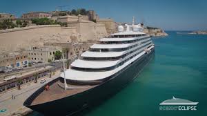 It is owned by the russian businessman and owner of chelsea football club roman abramovich. Discovery Yacht Scenic Eclipse Auf Der Jungfernfahrt Travelnews Ch