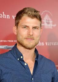 Who is Travis Van Winkle dating? Travis Van Winkle girlfriend, wife