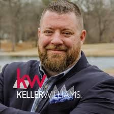 Seth Simms's Instagram, Twitter & Facebook