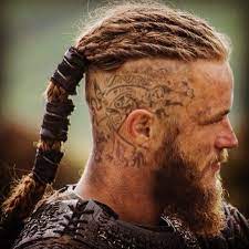 Účesy se vždy odrážejí v sociální oblasti. Vikingske Ucesy Panske 140 Viking Hairstyle Ideas Ucesy Vikingovia Janet Jackson 768 Likes 5 Talking About This Uinxstfoor