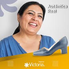 Zapaterías Victoria‎