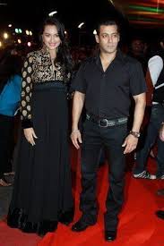 How Tall Is Salman Exactly Nobody Can Tell Except The Actor By Priyanka Sharma Medium Salman khan without shoes is 2.5 inches shorter than katrina kaif