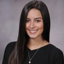 Courtney Sauer's Instagram, Twitter & Facebook