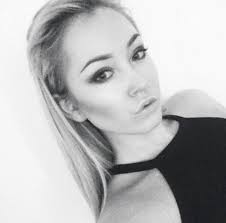 Ellie Workman (@ellie__workman)