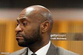 21 Photos & High Res Pictures