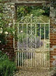 Antique Gate Design Ideas And Photos To Inspire Your Next Home Decor Project Or Remodel Check Garden Gate Design Metal Garden Gates Wrought Iron Garden Gates