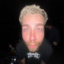 im a sparky, i'll remove your shorts