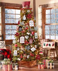 Country themed decorated christmas tree from the professional christmas decorators at christmas specialists | office lobby christmas decorations. Decorating For A Country Christmas A How To Guide The Lakeside Collection