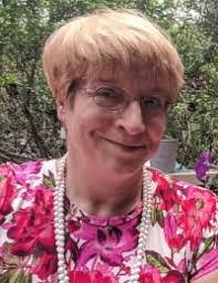 Mary Linker's Instagram, Twitter & Facebook