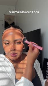 Jamia Davis's Instagram, Twitter & Facebook