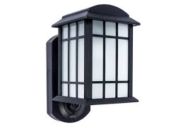 Kuna Security Light Review A Great Product But Consider The Full Cost Techhive