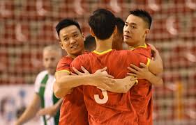 Tinh thần tuyển việt nam và thuật ngữ ở môn bóng đá trong nhà Tuyá»ƒn Futsal Viá»‡t Nam Táº­p Huáº¥n Thuáº­n Lá»£i Sáºµn Sang Dá»± World Cup Bong Ä'a Vietnam Vietnamplus