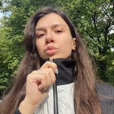 Nadine Li's Instagram, Twitter & Facebook