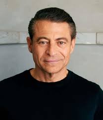 Hello, looking to connect to Peter Diamandis while I'm in Los Angeles for  the next two days. Can somebody help me connect with him ?