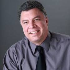 Melissa Kyler's Instagram, Twitter & Facebook