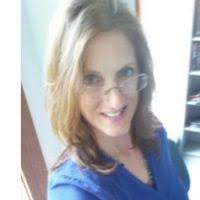 Donna Gavin's Instagram, Twitter & Facebook