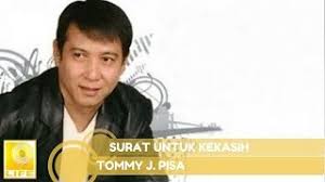 Single lainnya dari tommy j pisa di antaranya bagaikan petir menyambar jantungku, cinta dan harapan, di sini cintaku bersemi, nahkoda cinta, dan biarlah kutemui jalanku. Tommy J Pisa Surat Untuk Kekasih Official Music Audio Youtube