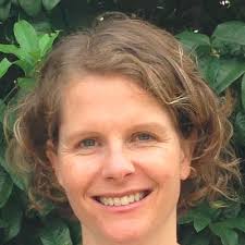 Louise McHugh (@loupinlegs)