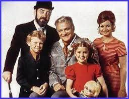 Great Tv Shows Of The Past Family Affair Tv Show Tv Show Family Great Tv Shows