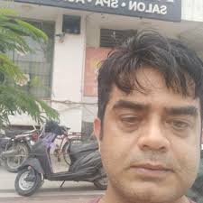 Neeraj Bhalla at Nims Vicky's Hair Salon, C Scheme,