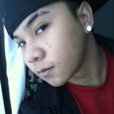 Cleo Gee's Instagram, Twitter & Facebook