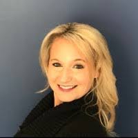 Jennifer Swauger's Instagram, Twitter & Facebook