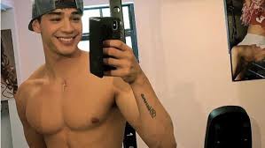 Meet Instagram hottie Scott Gardner – Socialite Life