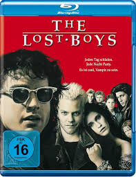 The Lost Boys : Patric, Jason, Haim, Corey, Wiest, Dianne, Sutherland,  Kiefer, Gertz, Jami, Feldman, Corey, Herrmann, Edward, Hughes, Bernard,  Hughes, Barnard, Schumacher, Joel: Amazon.nl: DVD & Blu-ray