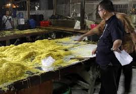 Kedai mie sedap yang dimiliki oleh thomas ini sudah ada sejak tahun 1940 an. Bbpom Riau Gerebek Pabrik Mie Mengandung Formalin