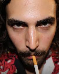 Wishing the happiest 21st birthday to the most based bassist in BR,  @jmorr84 ! Let the Kentucky Dale flow! 🎸