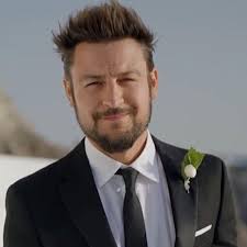 Best Supporting Actor This isn't about the award and who you think should  have one it No it's about who's your personal favorite supporting actor. It  can be male or female. The