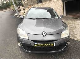 Kapi Ve Camurluk Boyali Hasarsiz 130km Klima Abs Airbag Araba Otomobil