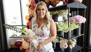 When two lovebirds pivoted from mexico to the obx. Floral Inspired Bridal Shower In The Time Of Covid Burgh Brides A Pittsburgh Wedding Blog