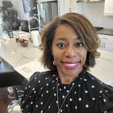 Vernita Davis's Instagram, Twitter & Facebook